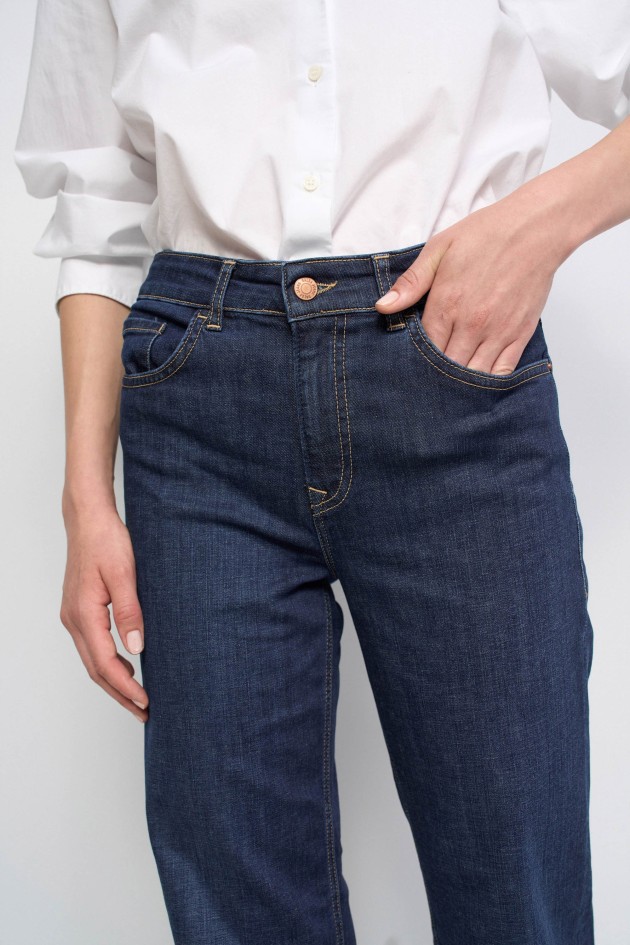 JEAN TRUE STRAIGHT