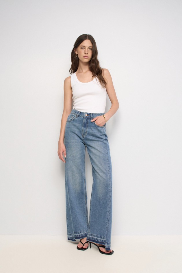 WIDE LEG JEANS