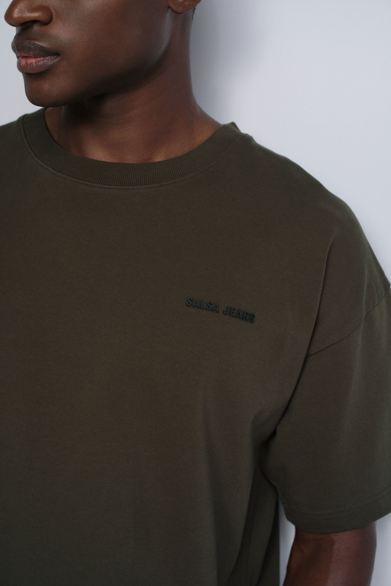 BRANDED T-SHIRT