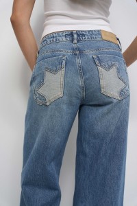 LOW RISE WIDE JEANS