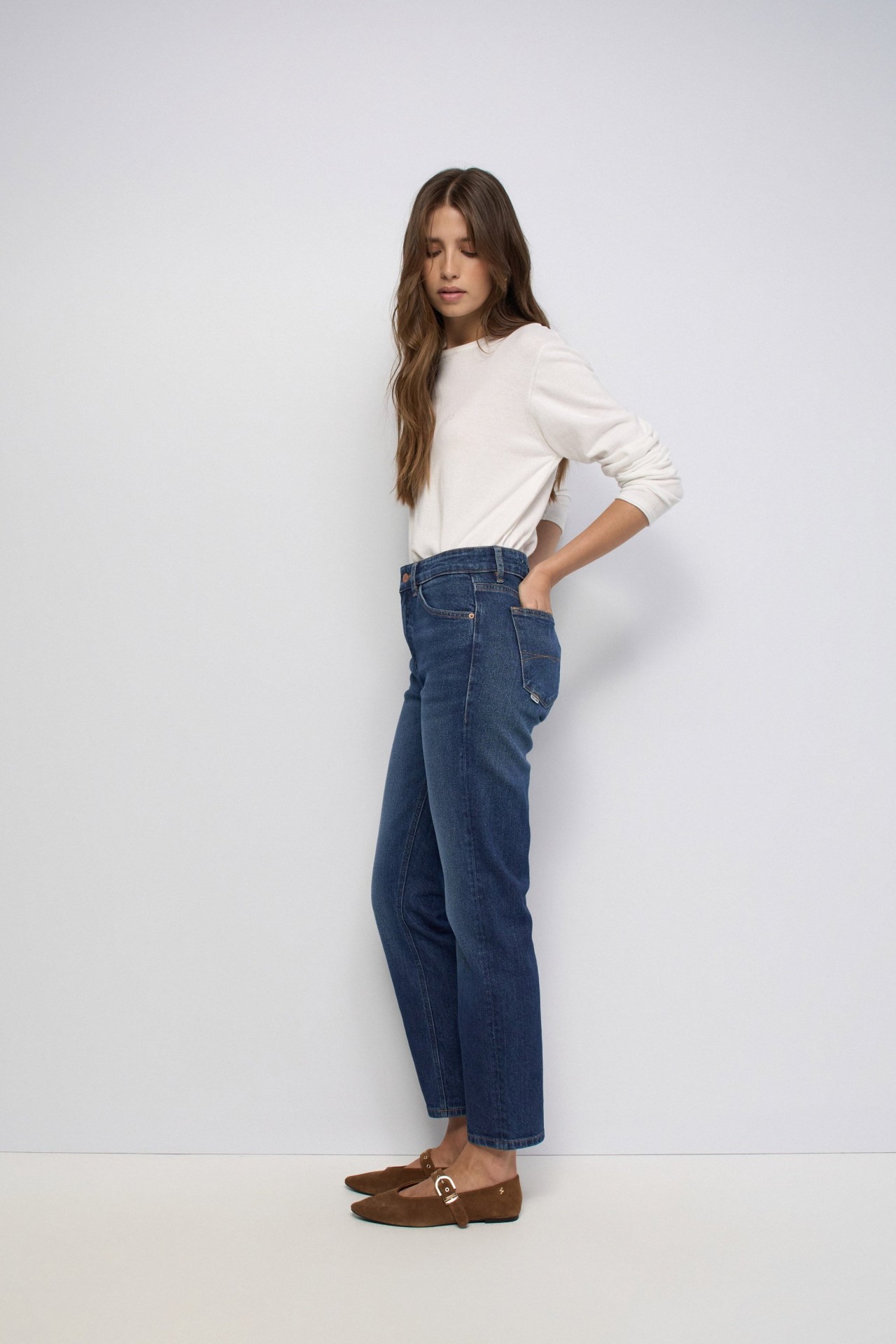 TRUE CROPPED SLIM JEANS