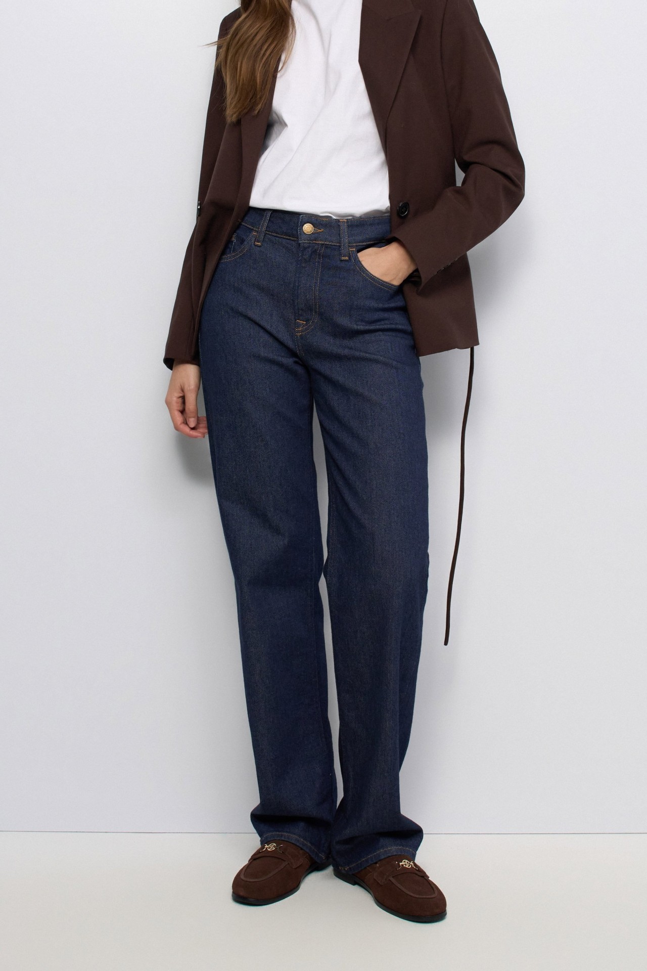 TRUE STRAIGHT JEANS
