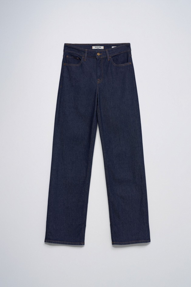 TRUE STRAIGHT JEANS