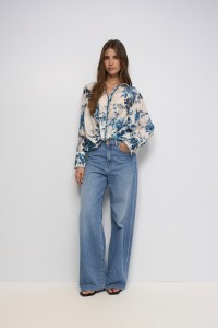 BLOUSE MET BLOEMENMOTIEF