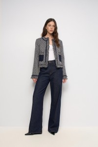 CHAQUETA DE TWEED CON FLECOS