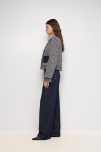 CHAQUETA DE TWEED CON FLECOS