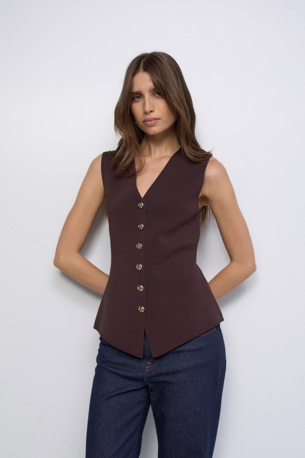 WAISTCOAT IN KNIT