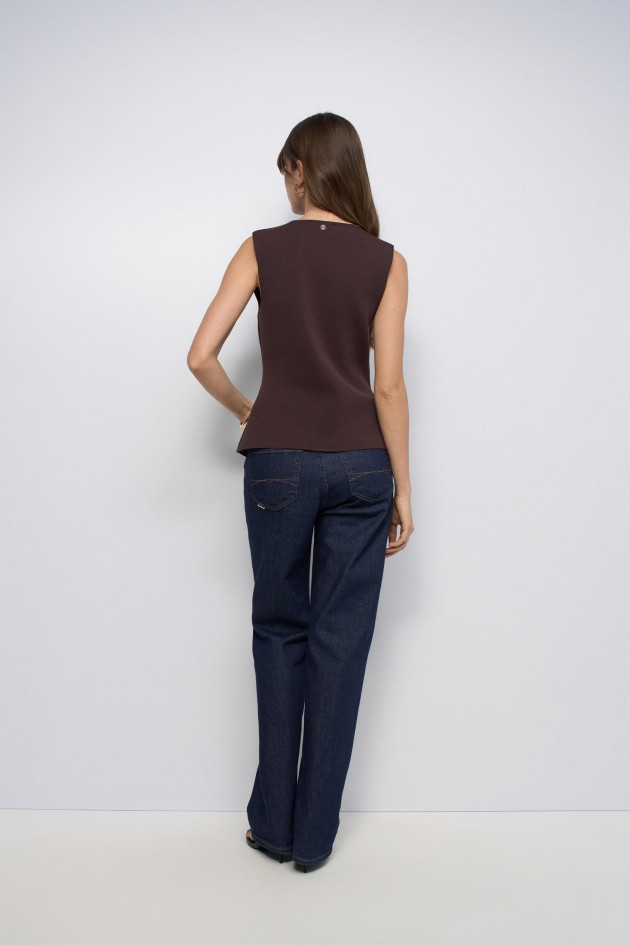 WAISTCOAT IN KNIT