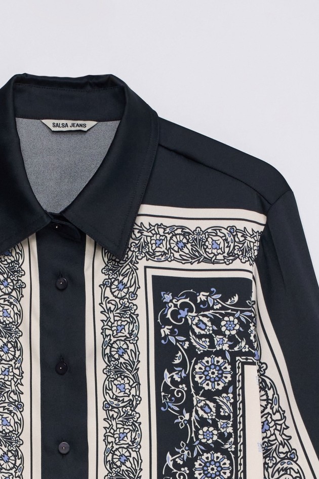 CAMISA COM PADRÃO