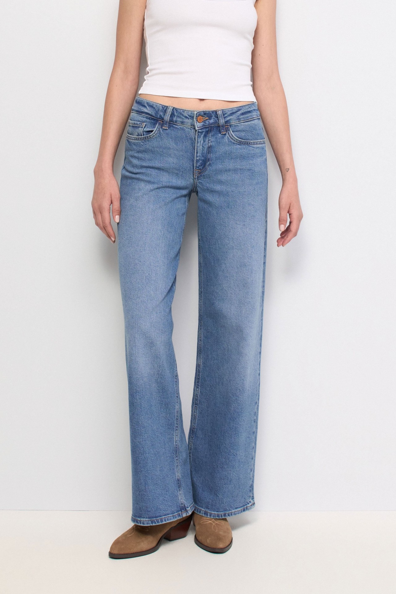 VAQUEROS LOW RISE WIDE