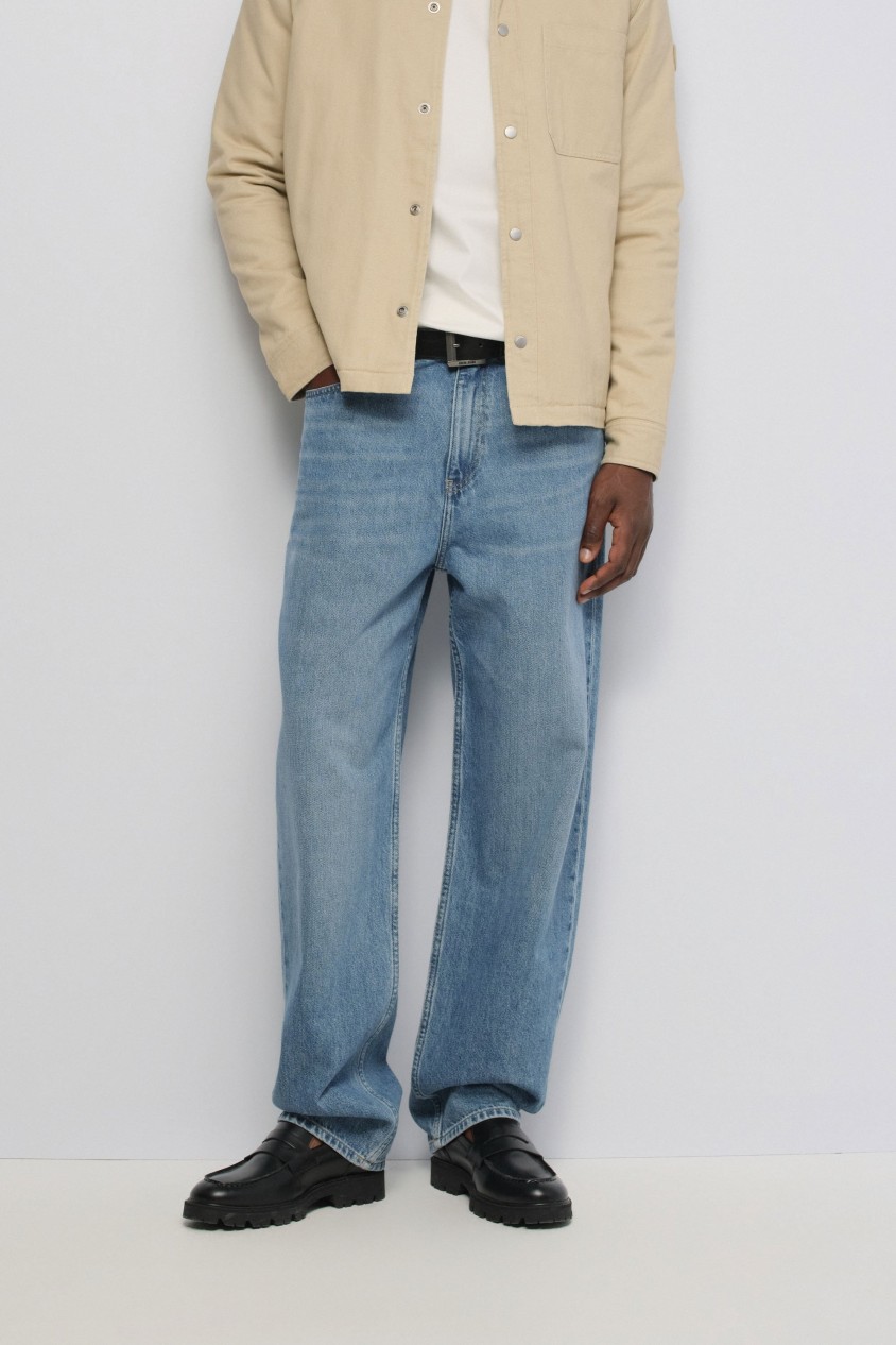 LOOSE FIT JEANS