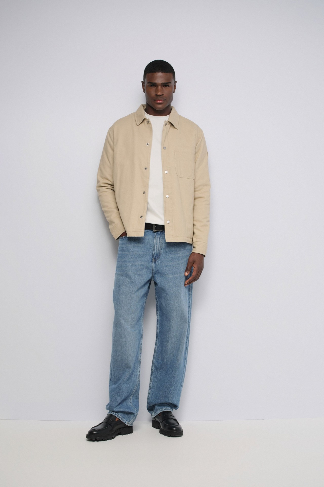 LOOSE FIT JEANS