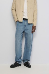 LOOSE FIT JEANS
