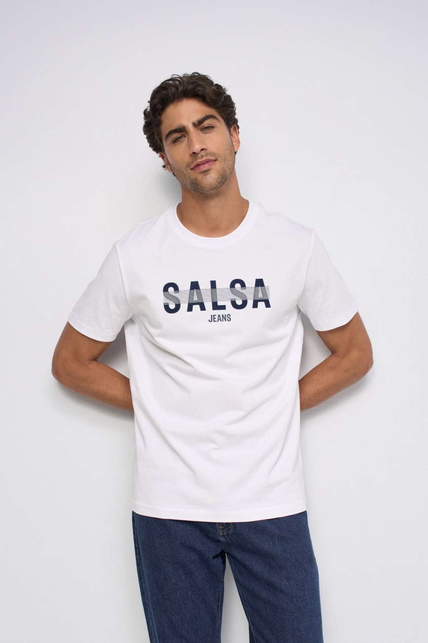 T-SHIRT MIT BRANDING