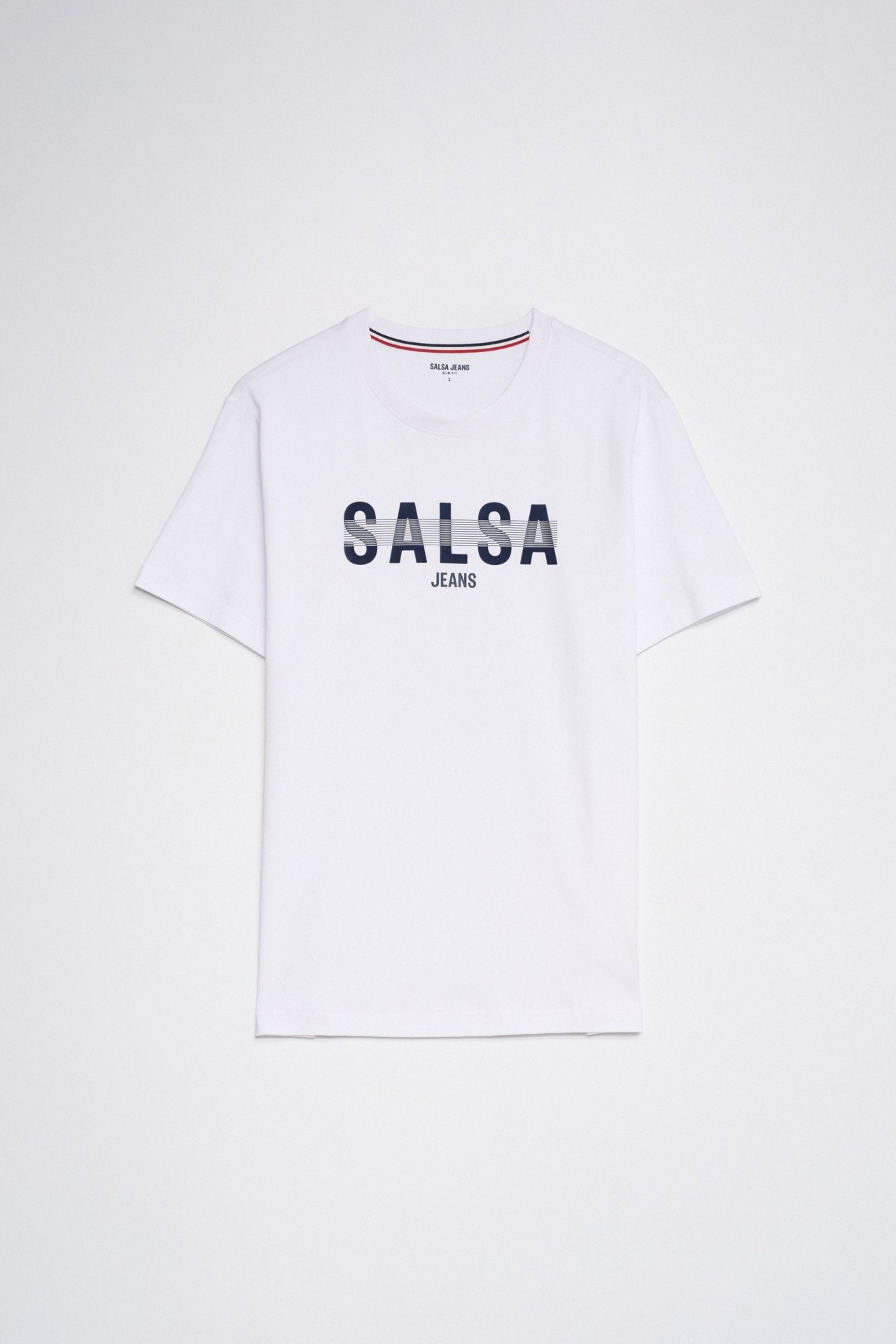 T-SHIRT MIT BRANDING