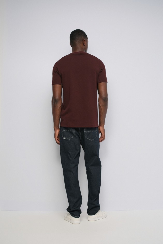 T-SHIRT STRUKTURIERT
