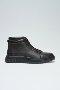 SNEAKER AUS LEDER