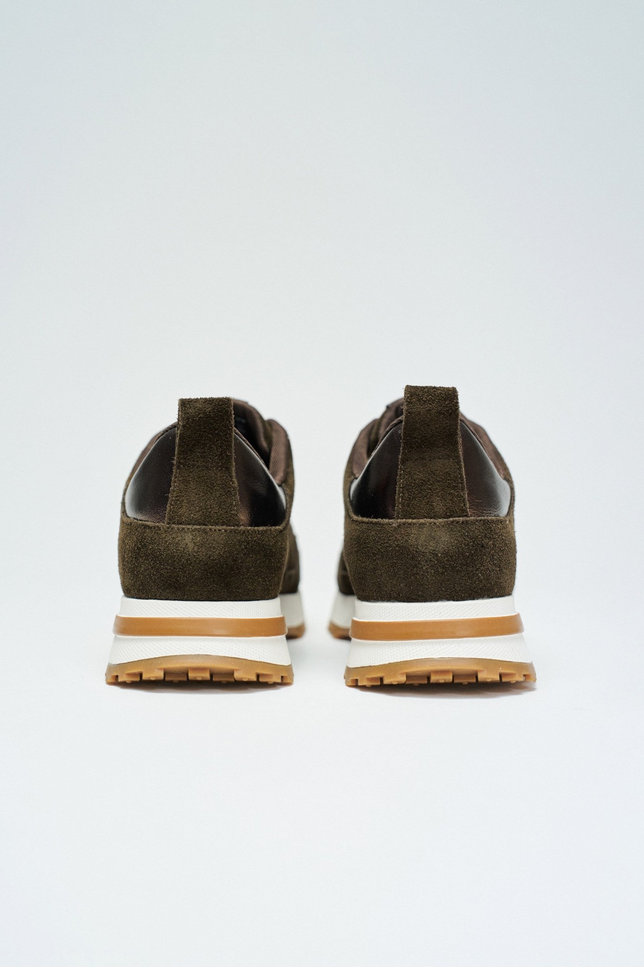 ZAPATILLAS DE ANTE
