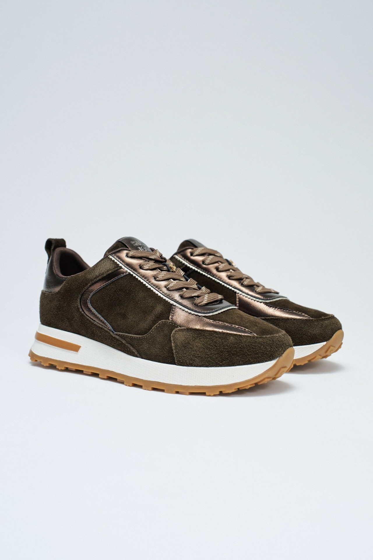 ZAPATILLAS DE ANTE