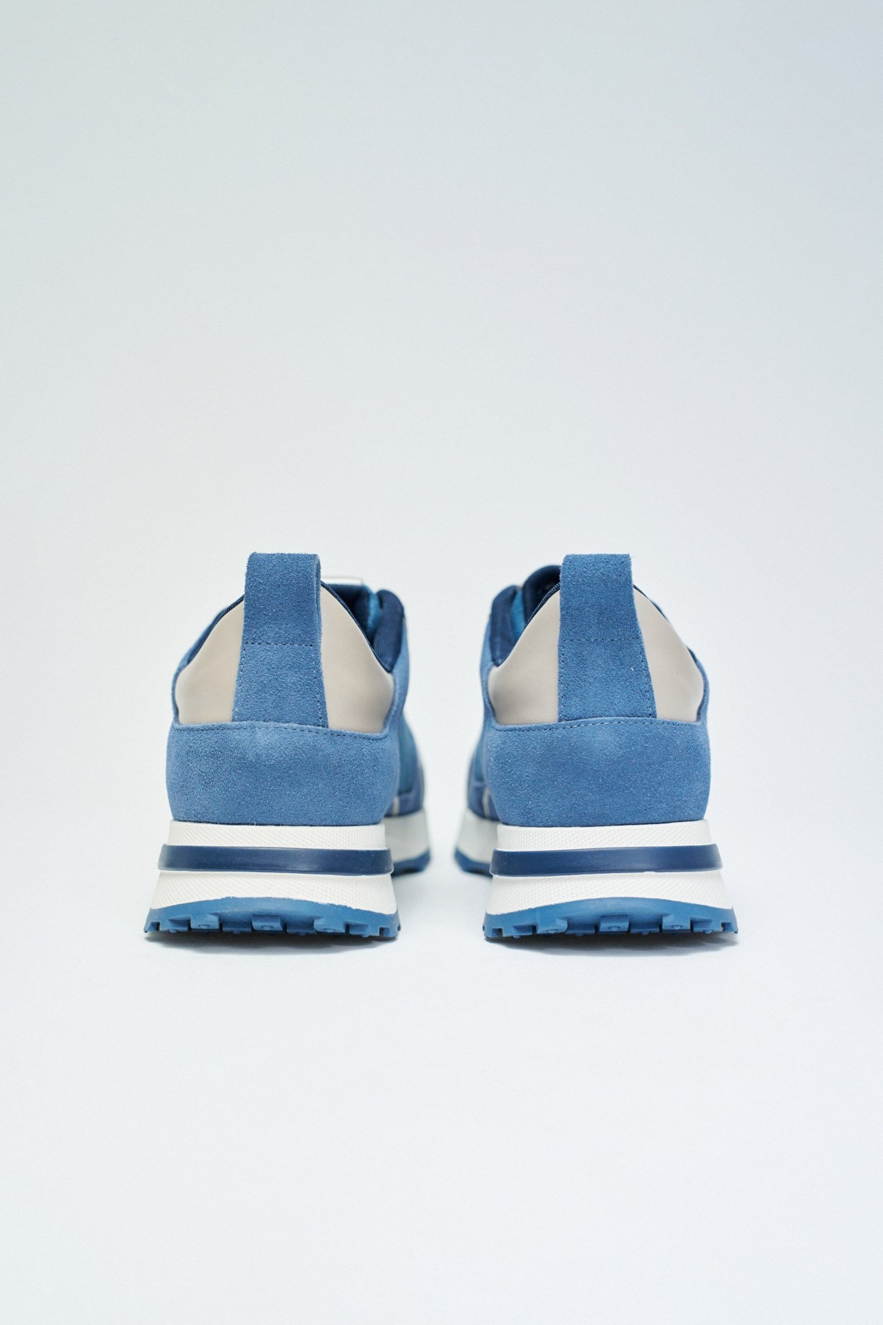 ZAPATILLAS DE CUERO COM DENIM