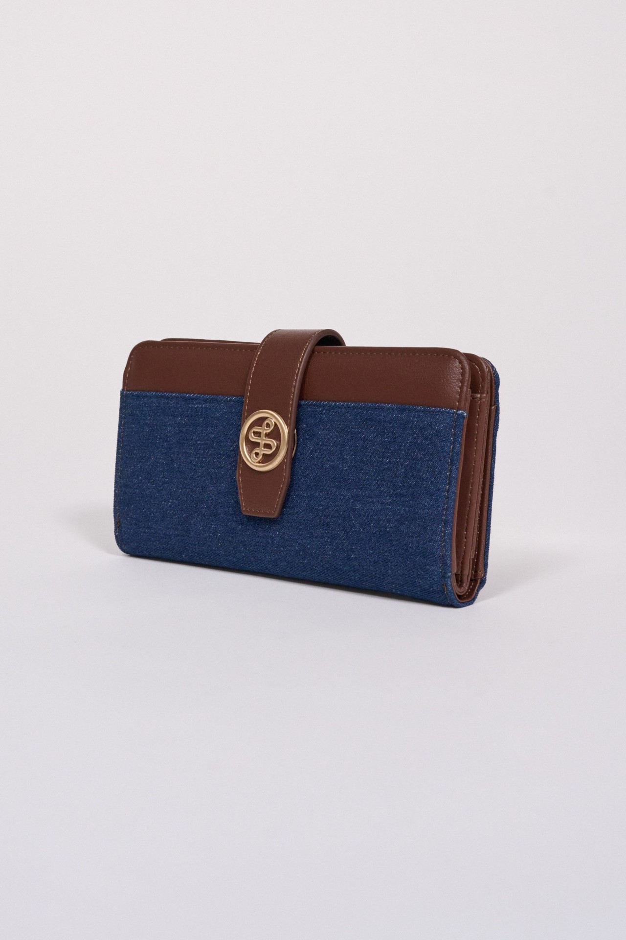 PORTEMONNAIE AUS DENIM UND KUNSTLEDER