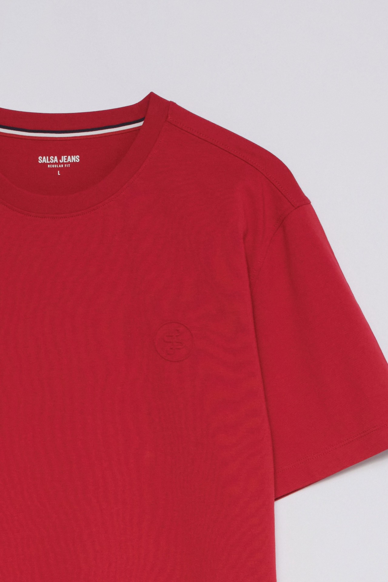 T-SHIRT VAN MODAL MET BRANDING