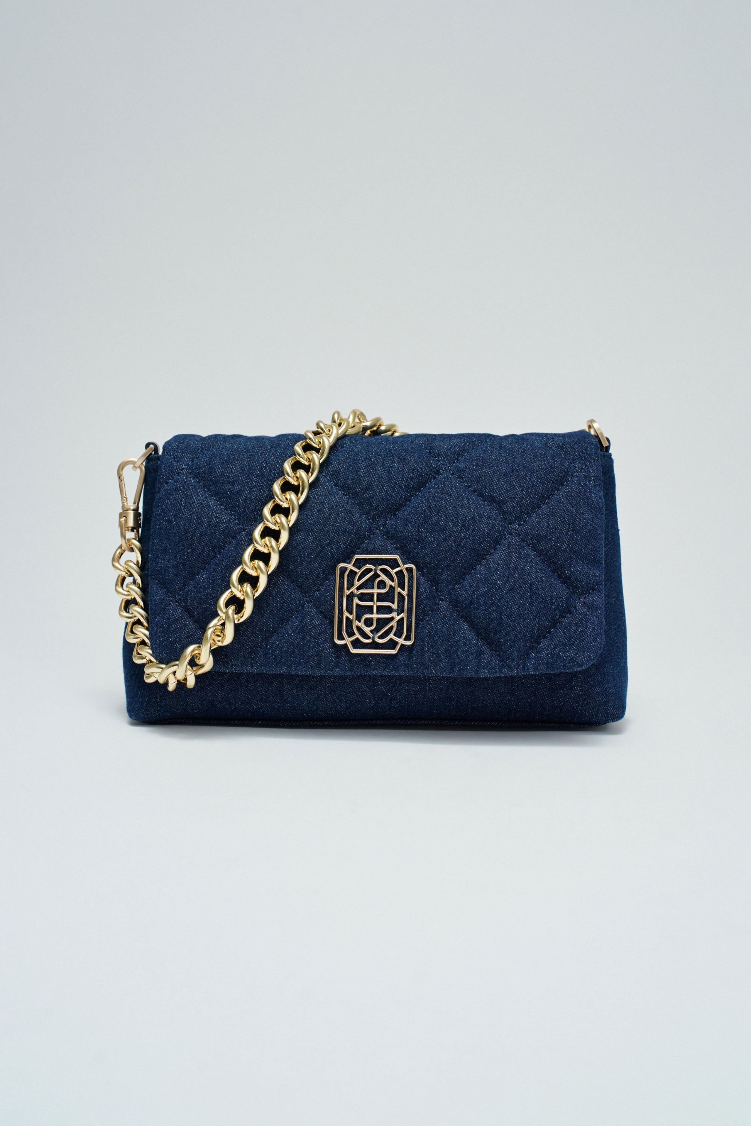 MALA ACOLCHOADA EM DENIM