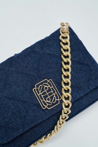 MALA ACOLCHOADA EM DENIM