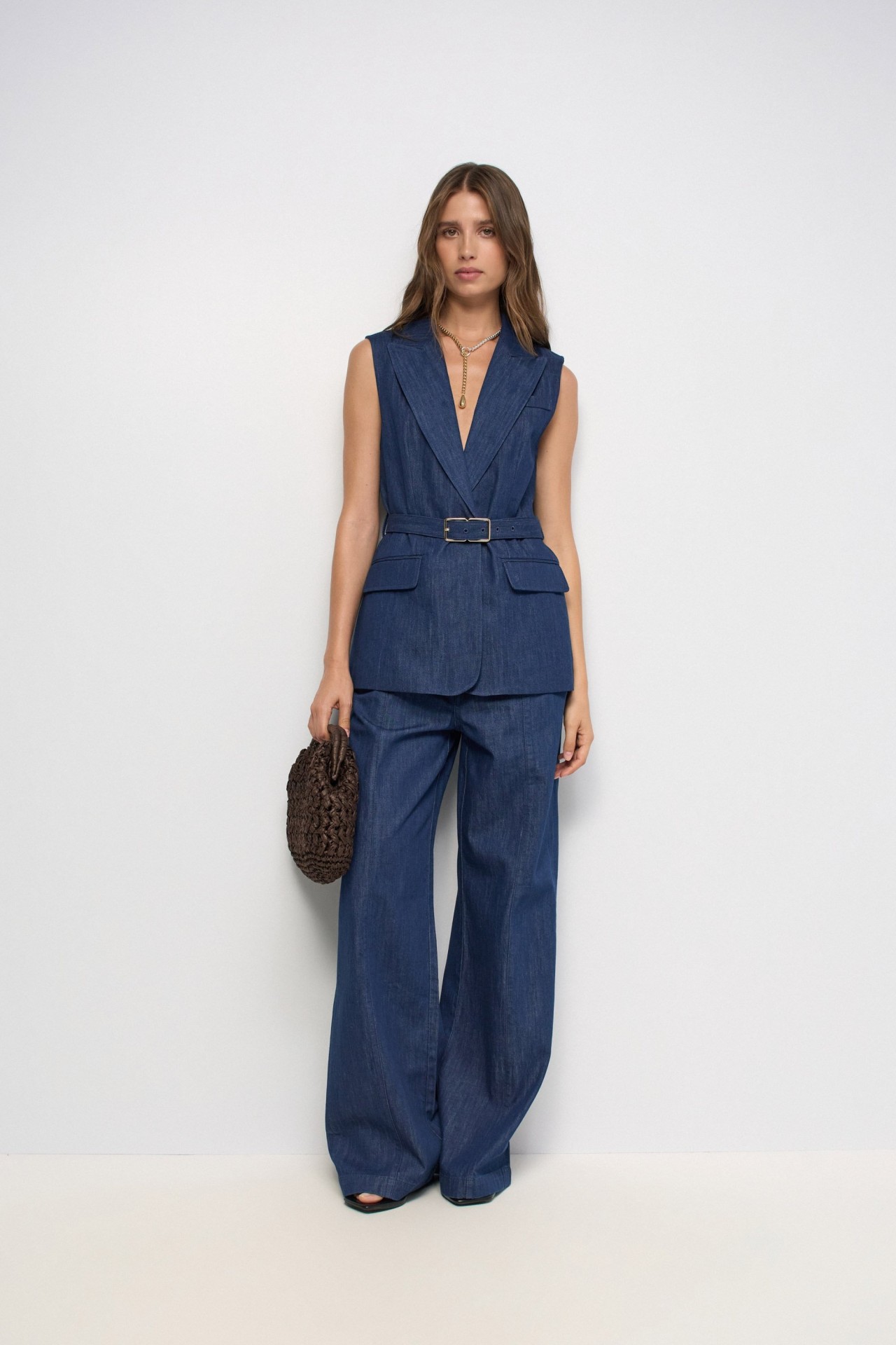 LIGHT-DENIM WAISTCOAT