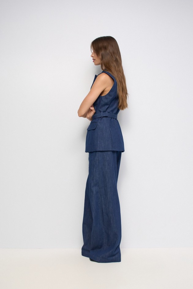 LIGHT-DENIM WAISTCOAT