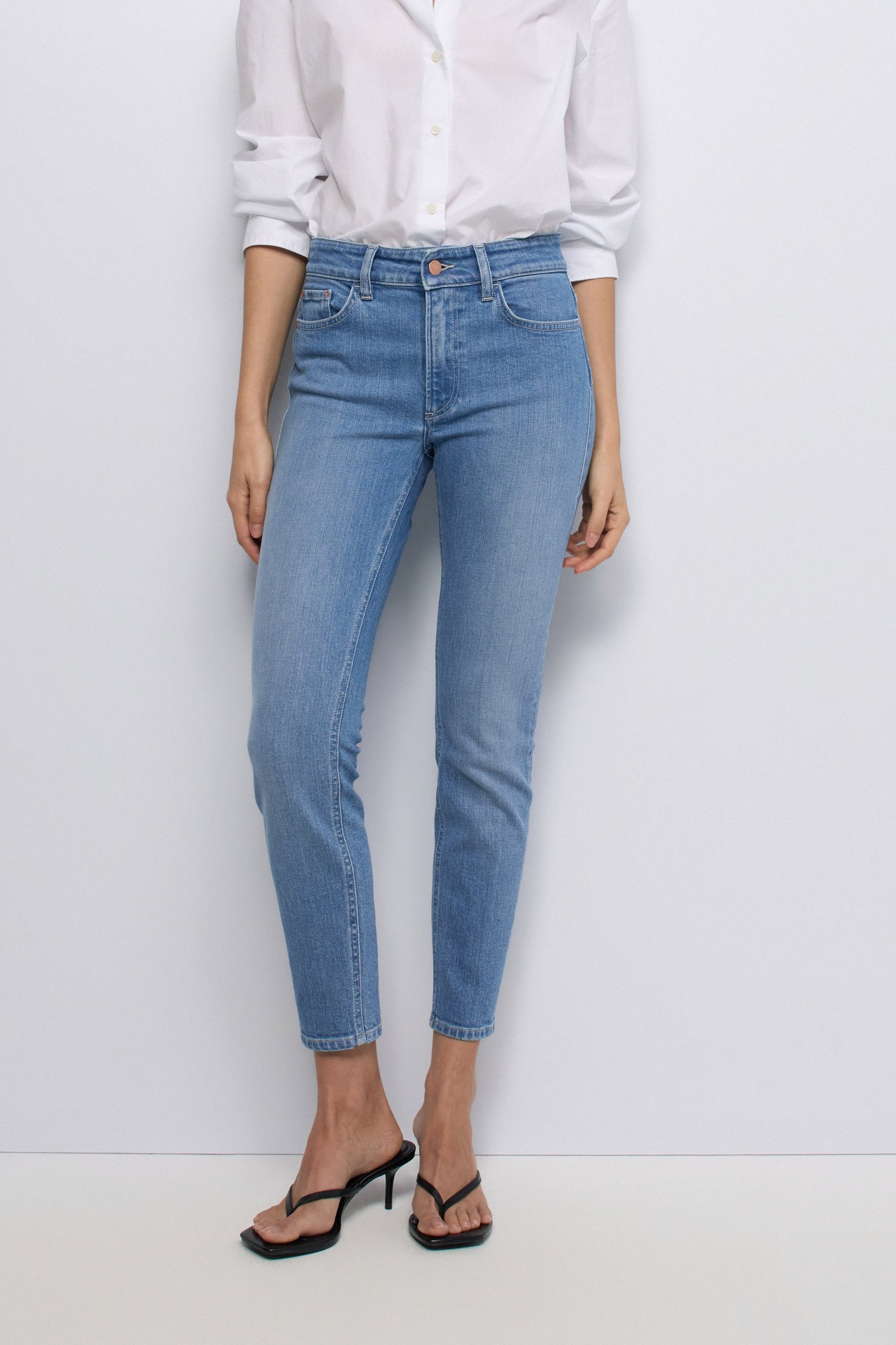 DESTINY PUSH UP CROPPED SKINNY JEANS