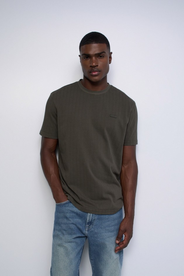 STRIPED T-SHIRT