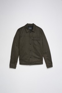 CAZADORA ESTILO TRUCKER CAZADORA ESTILO TRUCKER