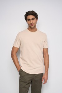 T-SHIRT MET TEXTUUR