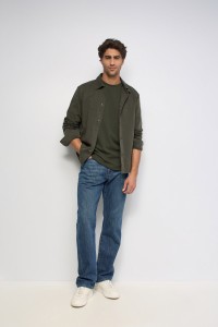 T-SHIRT MET TEXTUUR