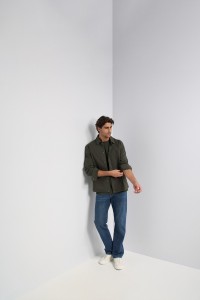 T-SHIRT MET TEXTUUR