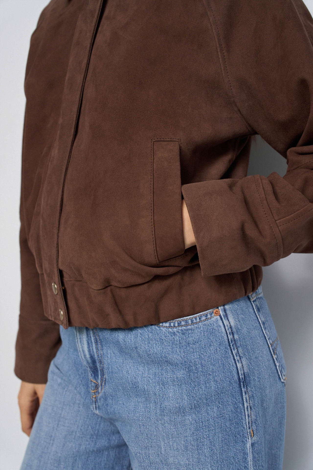 BOMBER DE CUERO