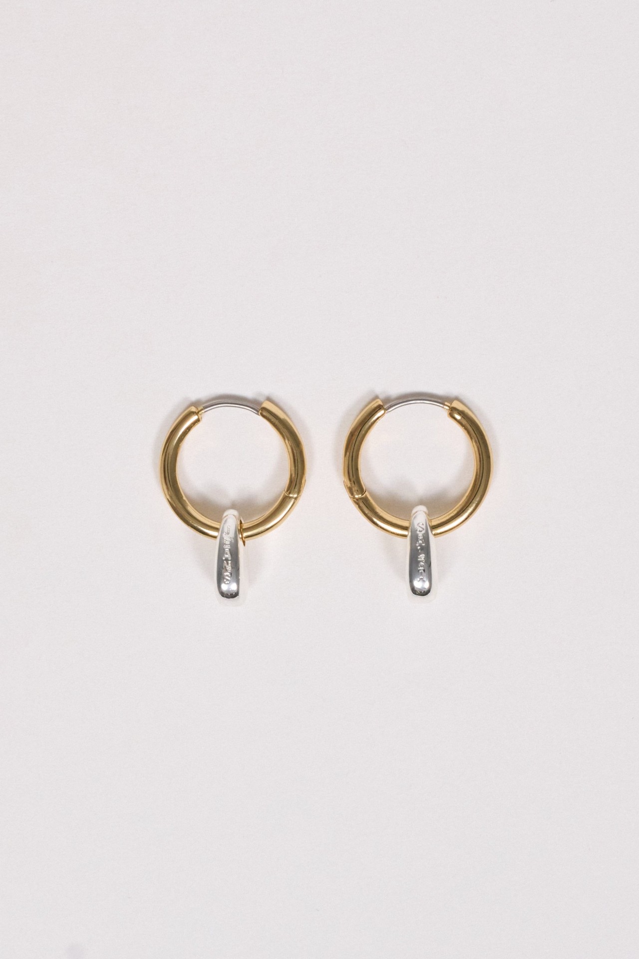 HOOP EARRINGS WITH PENDANT