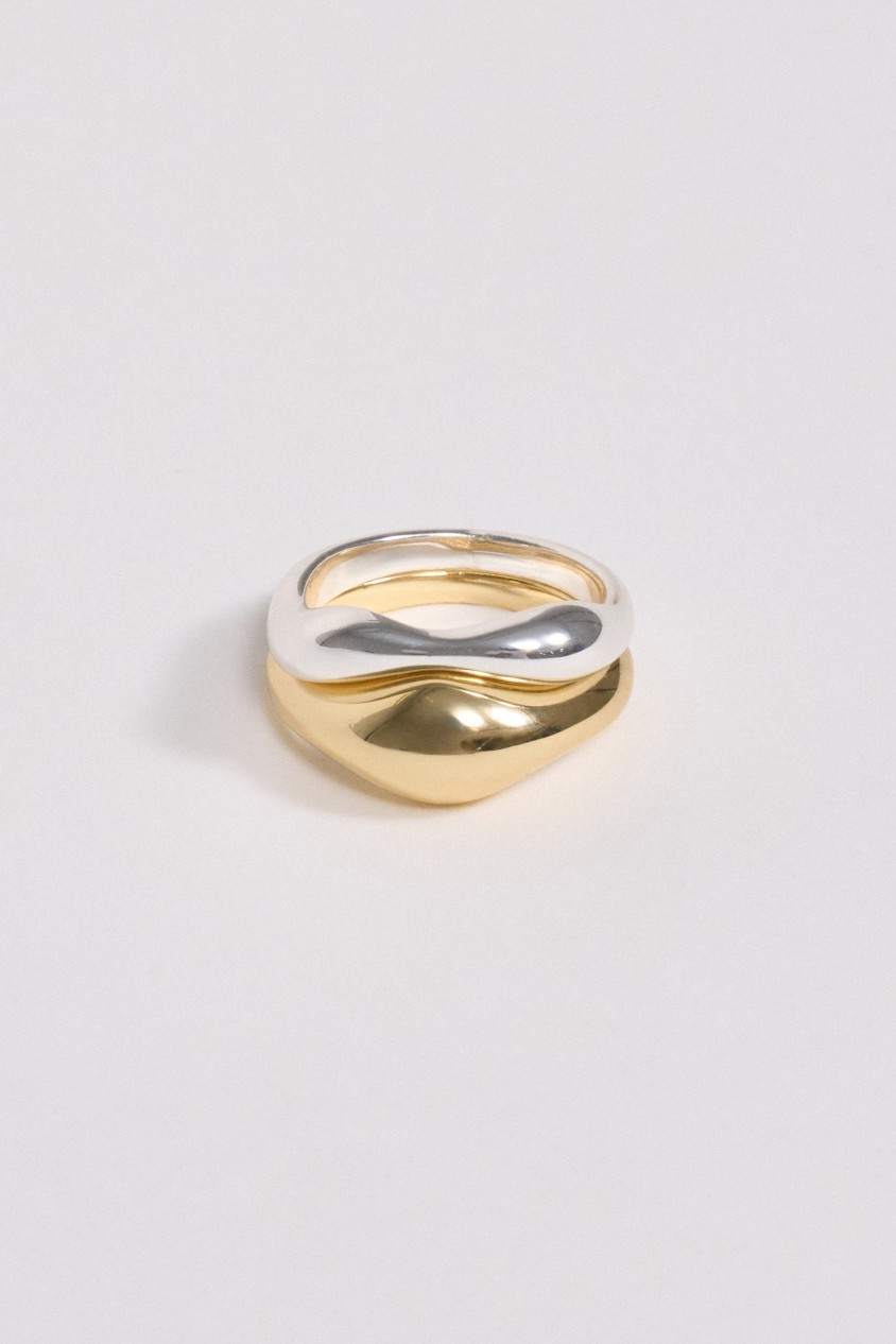 SET OF TWO RINGS
