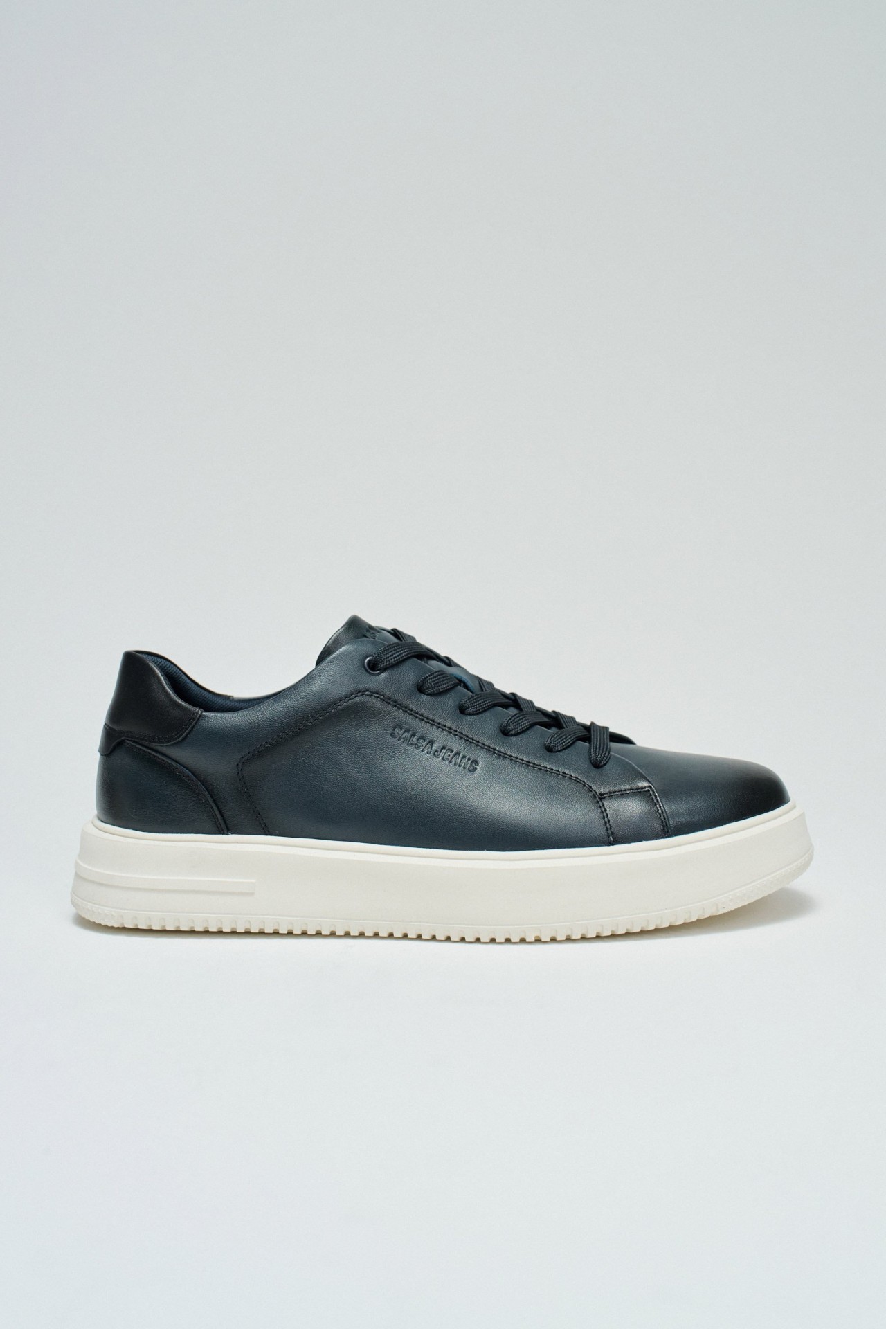 LEATHER TRAINERS