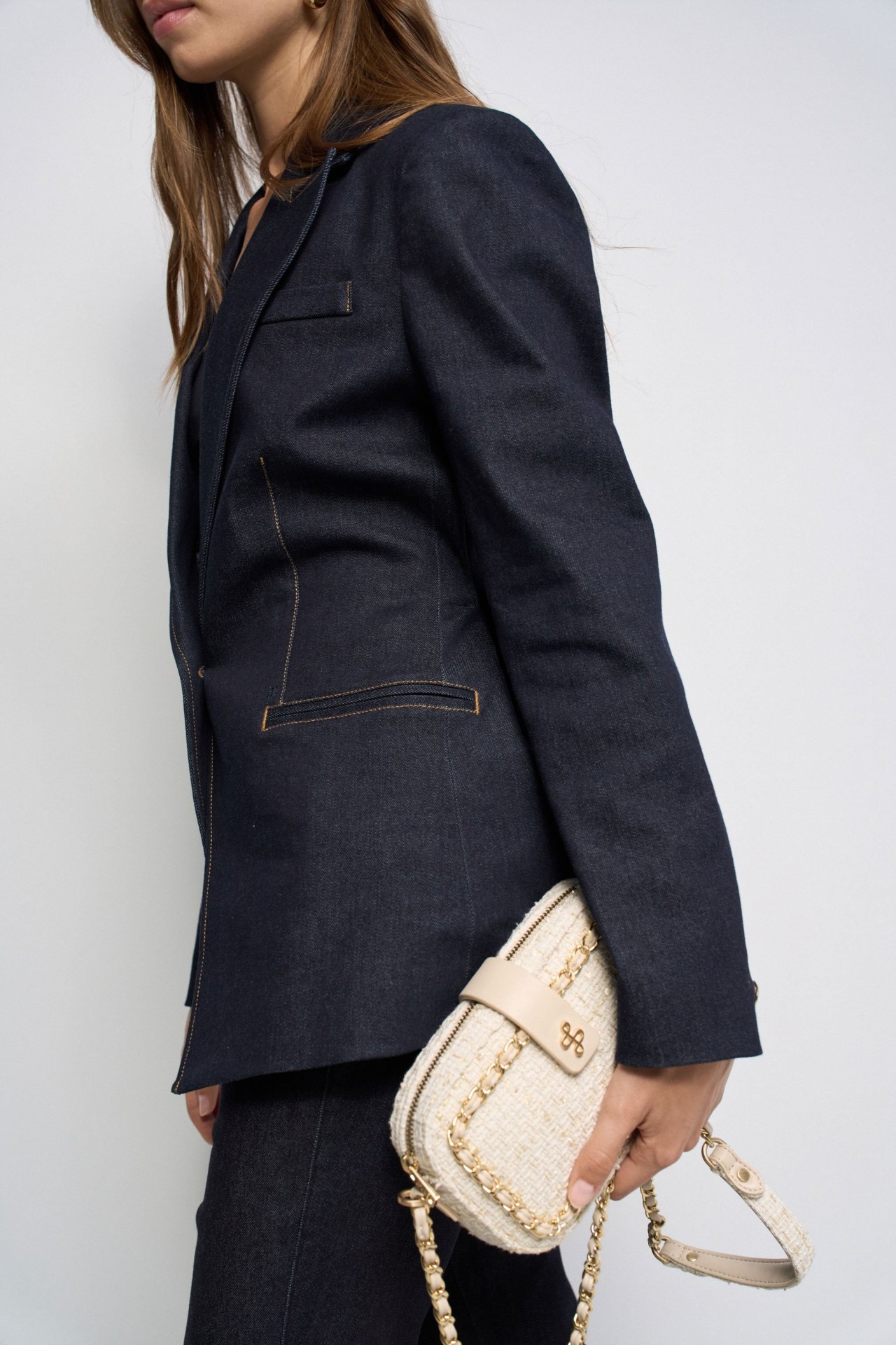 BAG IN TWEED