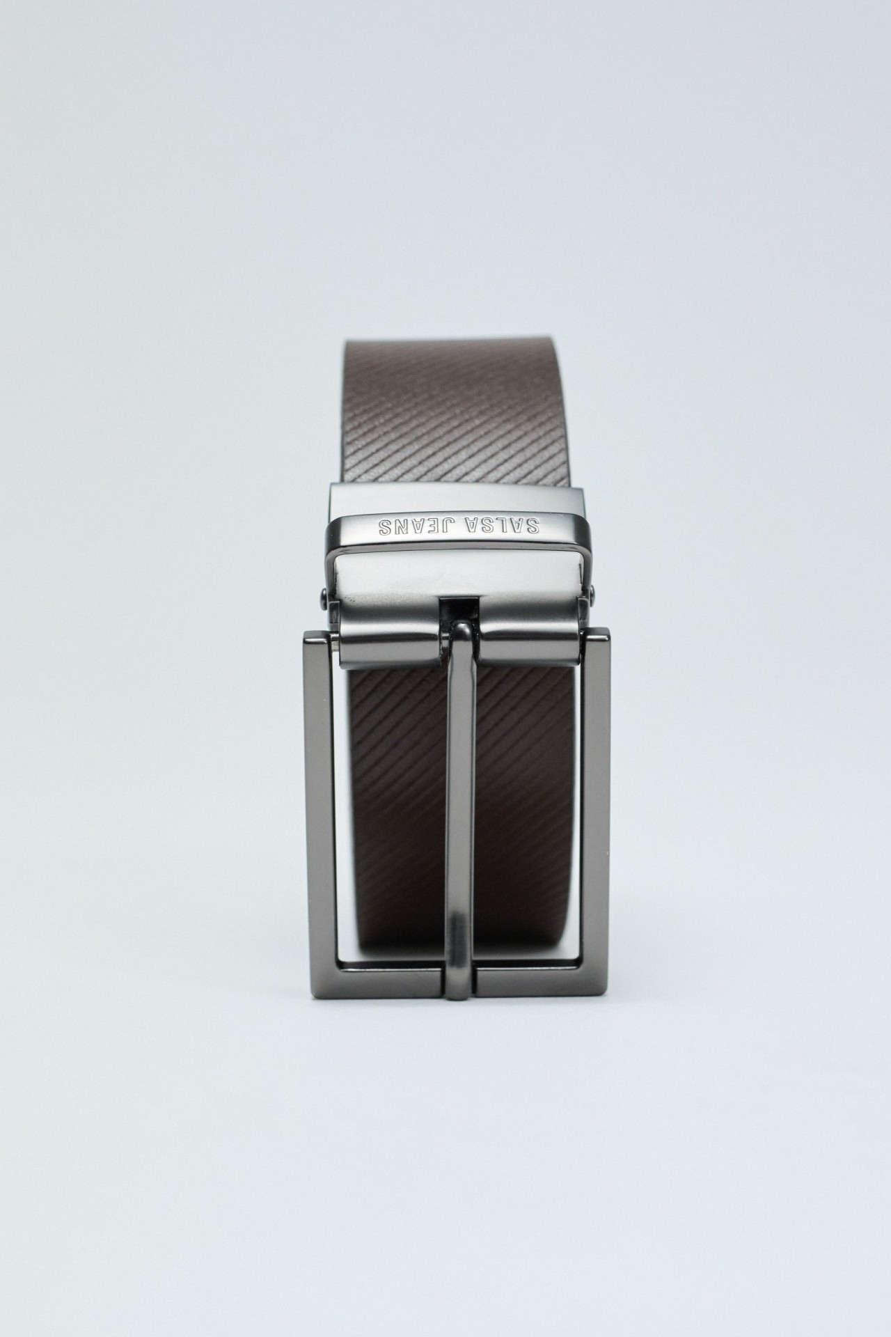 CINTO EM PELE REVERS�VEL