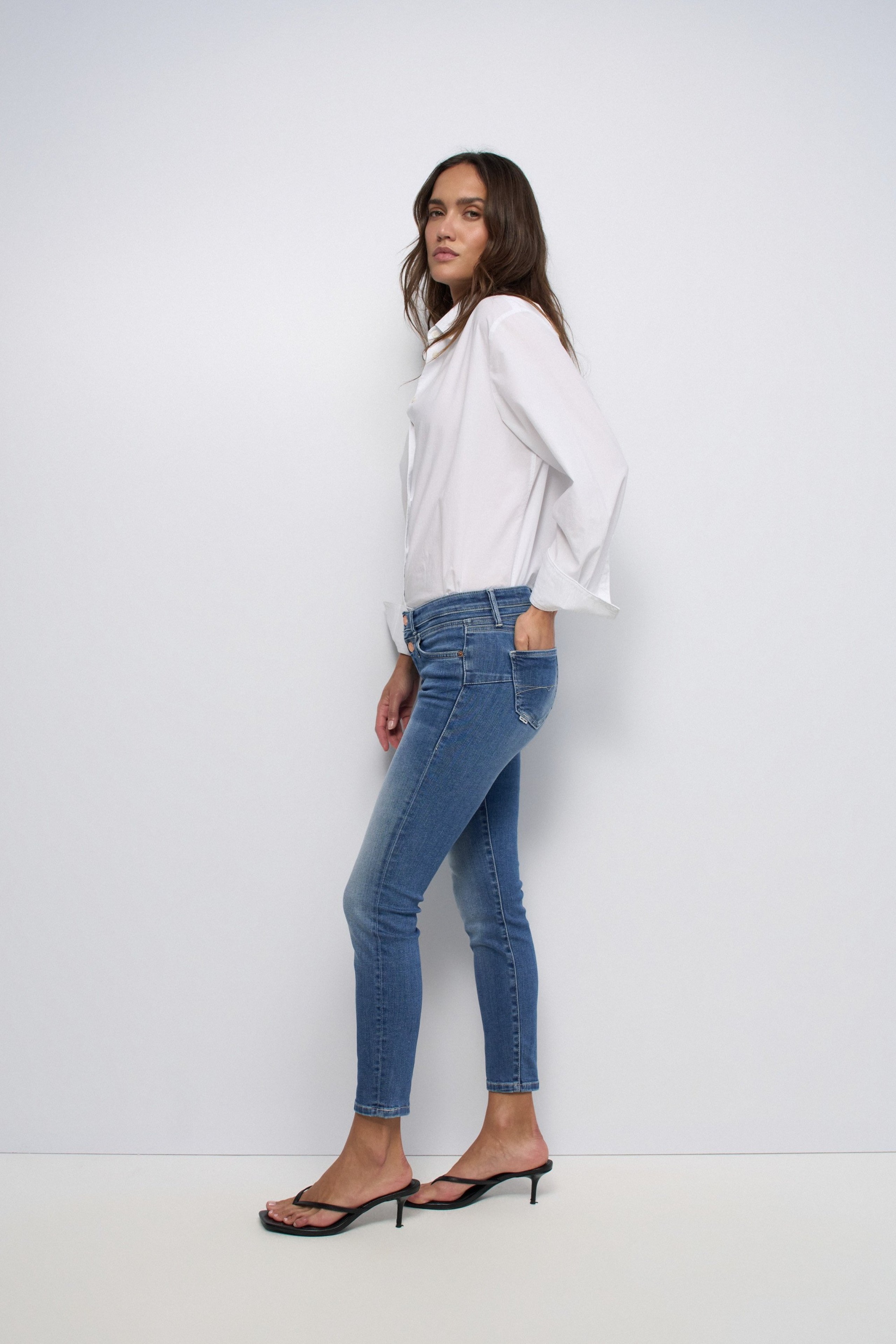 JEANS WONDER PUSH UP CROPPED SKINNY