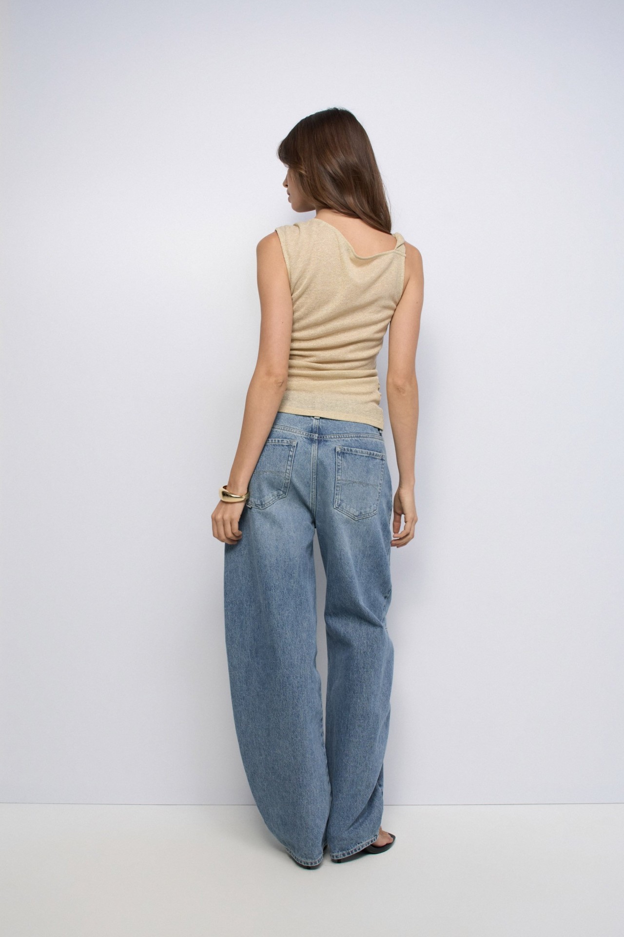 TOP ASSIM�TRICO COM LUREX