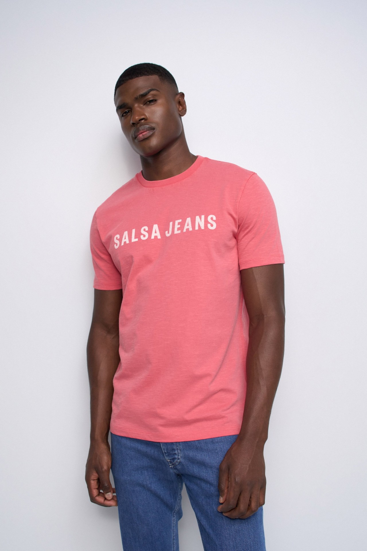 T-SHIRT MET BRANDING