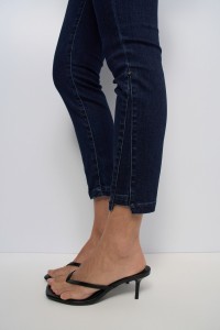 JEAN SECRET PUSH IN CROPPED SKINNY