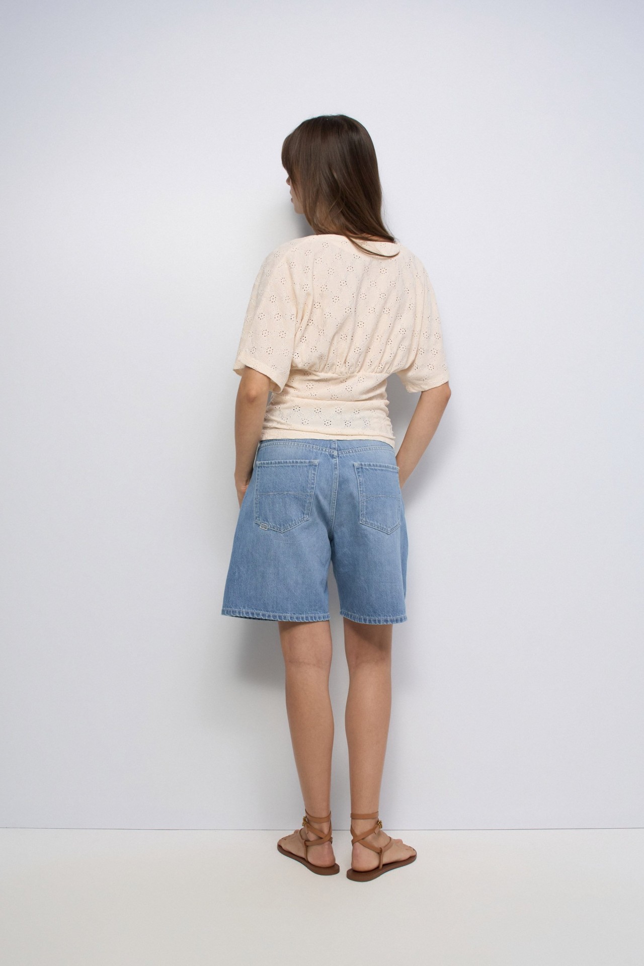 BRODERIE ANGLAISE TOP