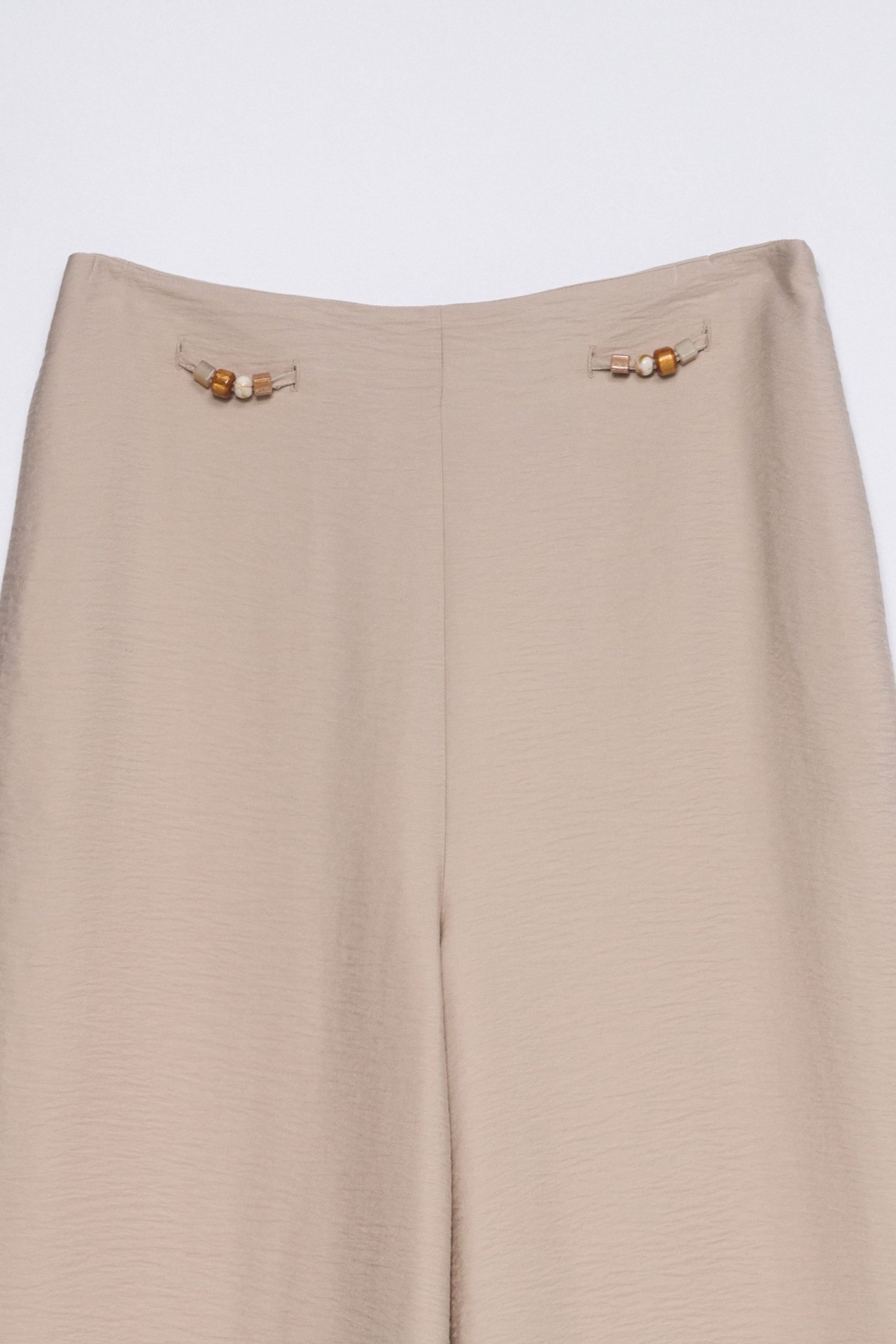 CAL�AS FLU�DAS COM PERNA WIDE LEG