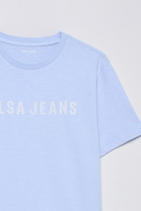 CAMISETA CON BRANDING