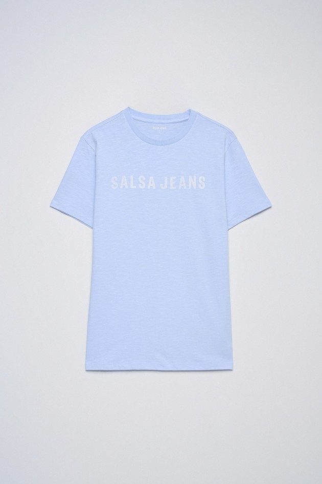 CAMISETA CON BRANDING